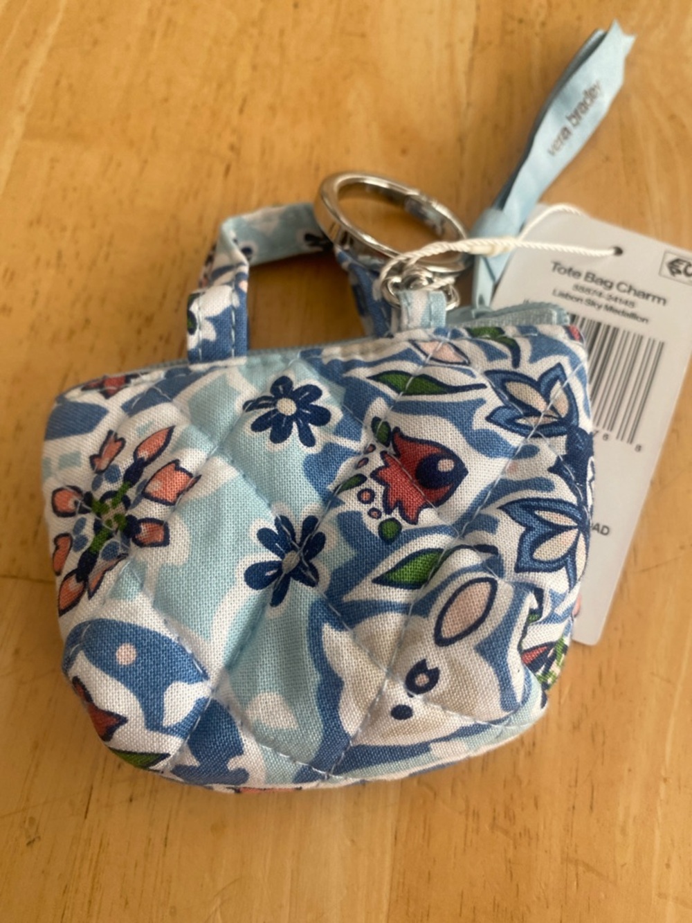 Bundle Vera Bradley Target zippered Mini tote bag bagcharm Keychain & lip balm - Picture 4 of 10